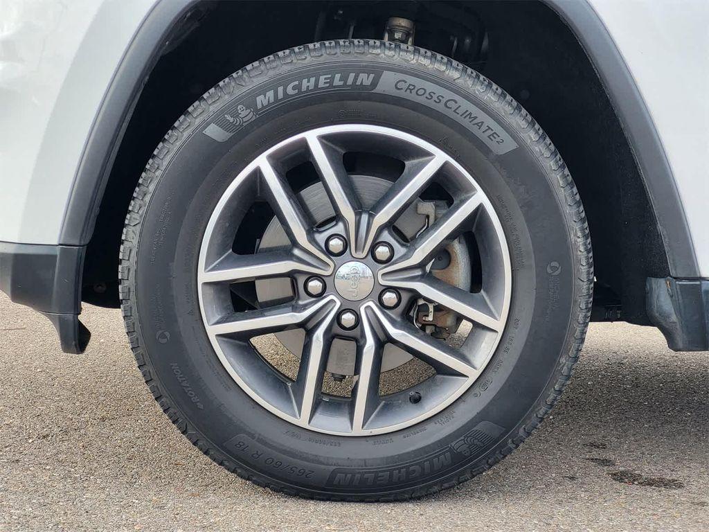 used 2018 Jeep Grand Cherokee car, priced at $12,971