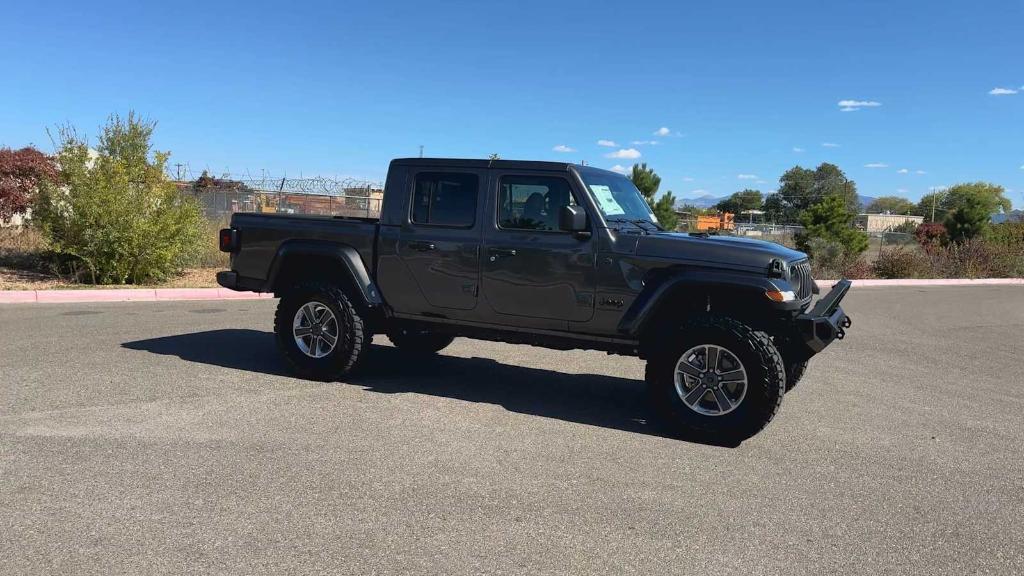 new 2024 Jeep Gladiator car, priced at $43,871