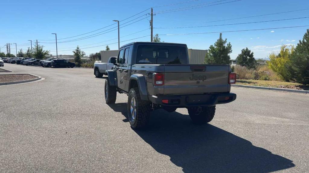 new 2024 Jeep Gladiator car, priced at $43,871