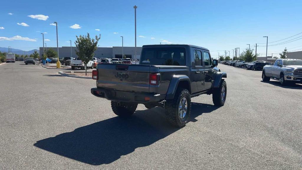 new 2024 Jeep Gladiator car, priced at $43,871