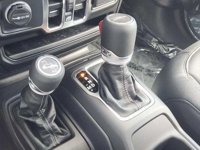 new 2025 Jeep Gladiator car, priced at $49,056