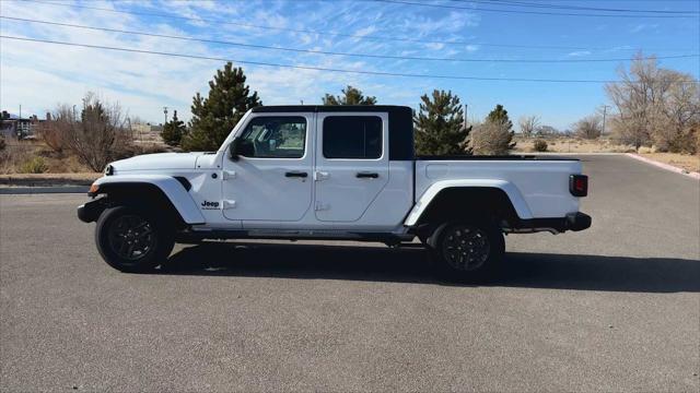 new 2025 Jeep Gladiator car, priced at $48,137