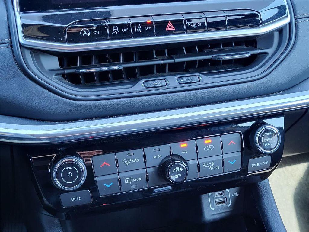 used 2023 Jeep Compass car, priced at $21,921