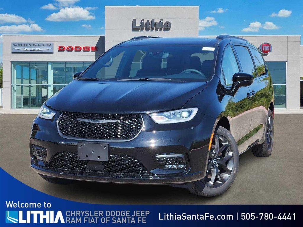 new 2026 Chrysler Pacifica car, priced at $57,983
