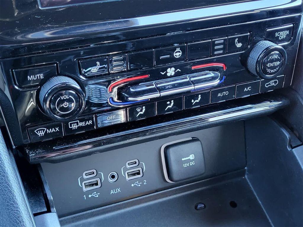 used 2024 Jeep Grand Cherokee car, priced at $30,976