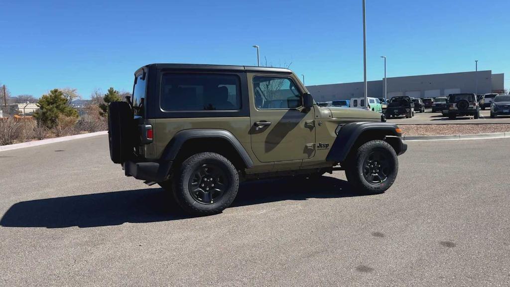 new 2025 Jeep Wrangler car, priced at $34,917