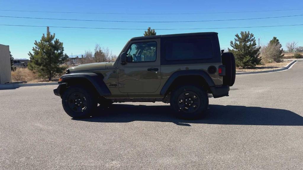 new 2025 Jeep Wrangler car, priced at $34,917