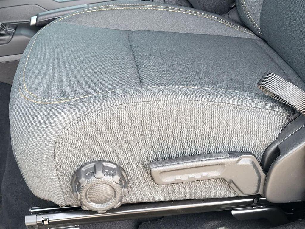 new 2025 Jeep Wrangler car, priced at $41,384