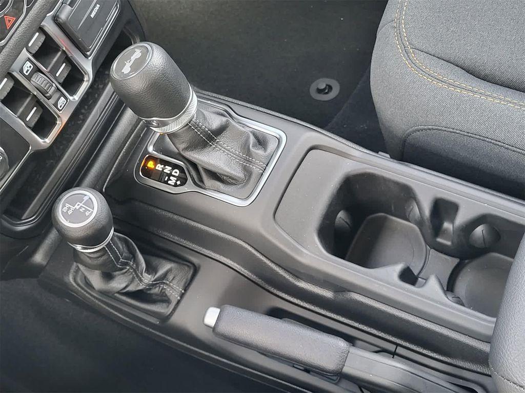 new 2025 Jeep Wrangler car, priced at $41,384