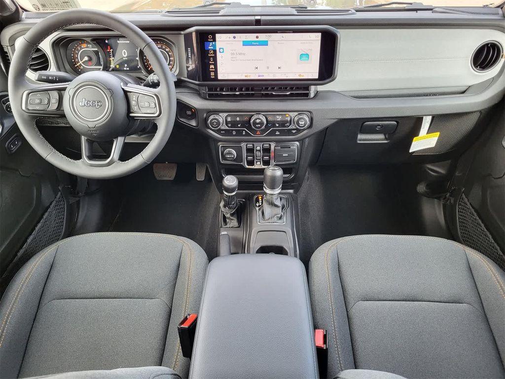 new 2025 Jeep Wrangler car, priced at $41,384