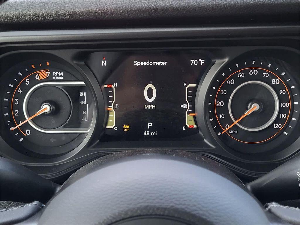 new 2025 Jeep Wrangler car, priced at $41,384