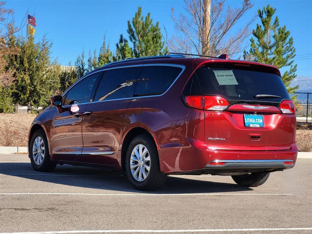 used 2018 Chrysler Pacifica car, priced at $13,984
