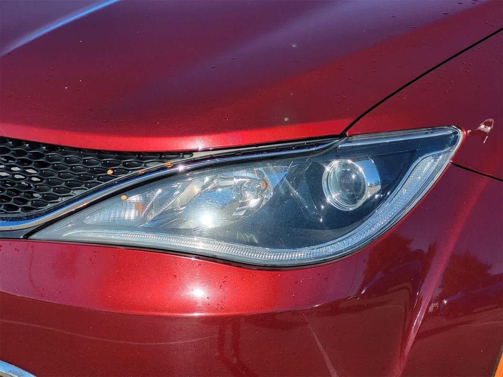 used 2018 Chrysler Pacifica car, priced at $13,984