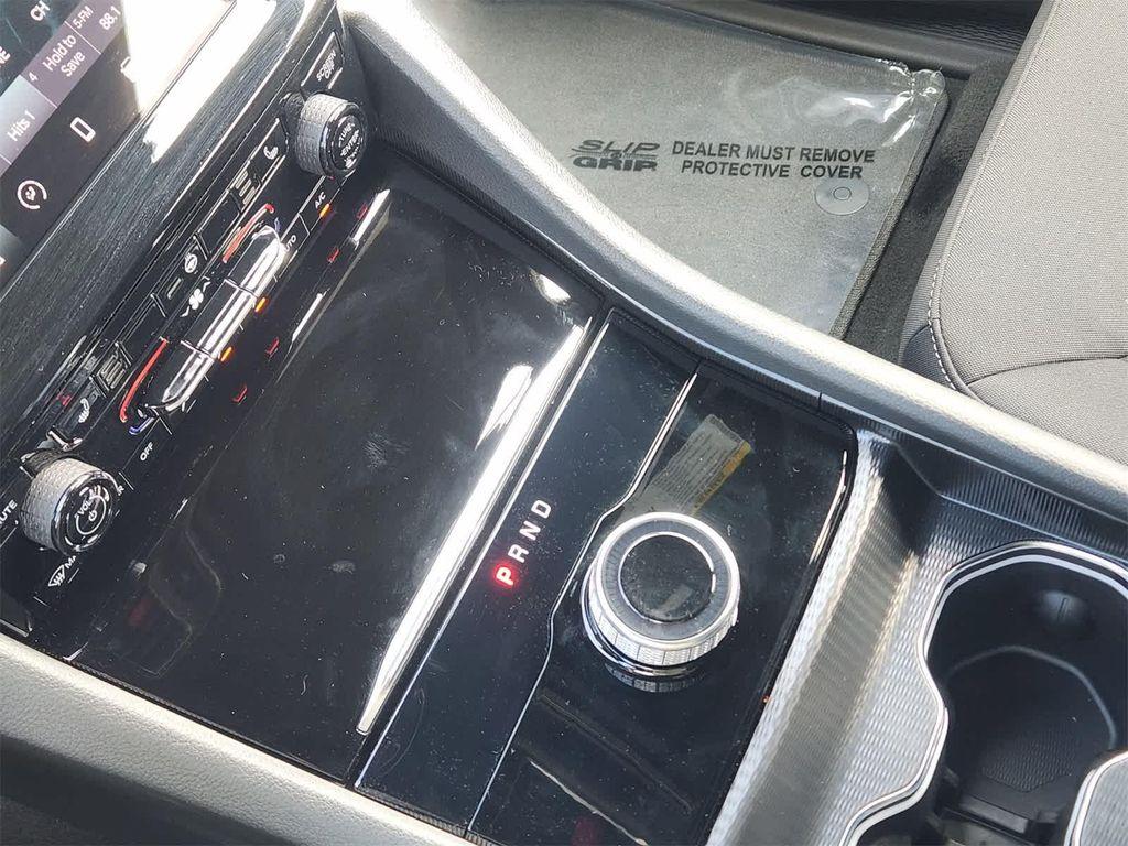 new 2025 Jeep Grand Cherokee car, priced at $36,503