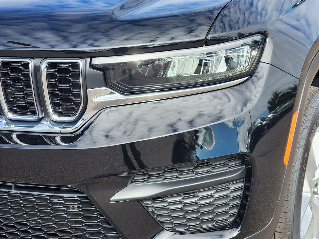 new 2025 Jeep Grand Cherokee car, priced at $36,503