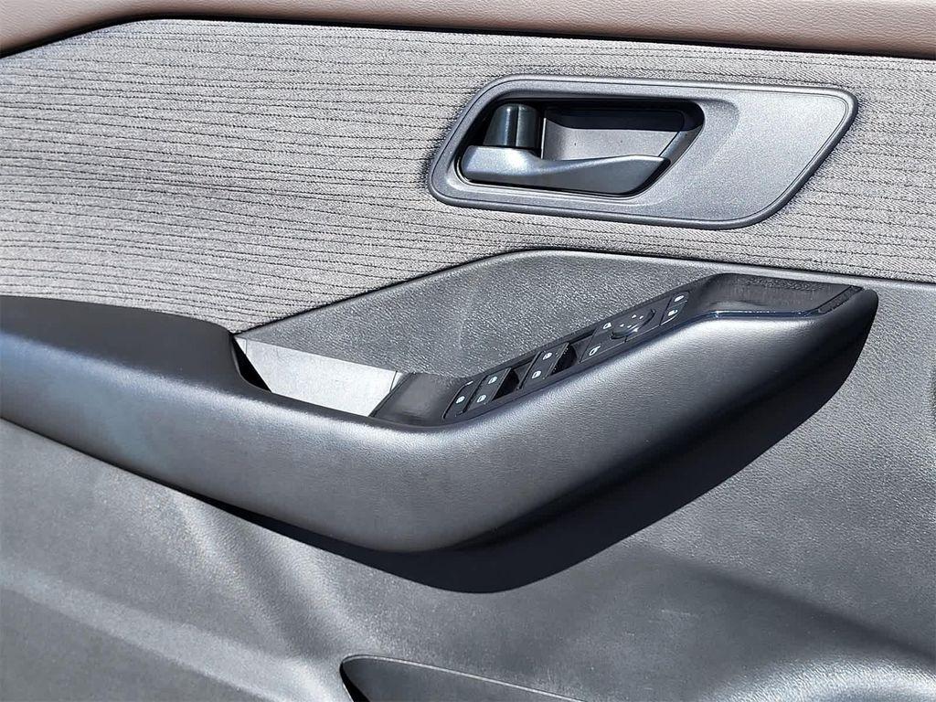 used 2023 Nissan Rogue car, priced at $19,550