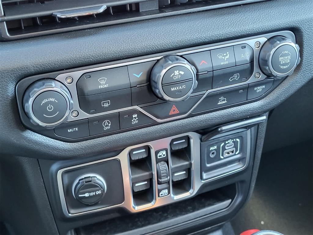 new 2026 Jeep Wrangler car, priced at $41,583