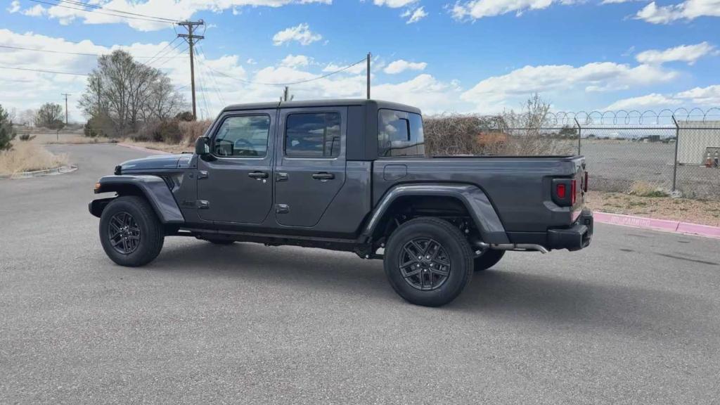 new 2024 Jeep Gladiator car, priced at $43,890