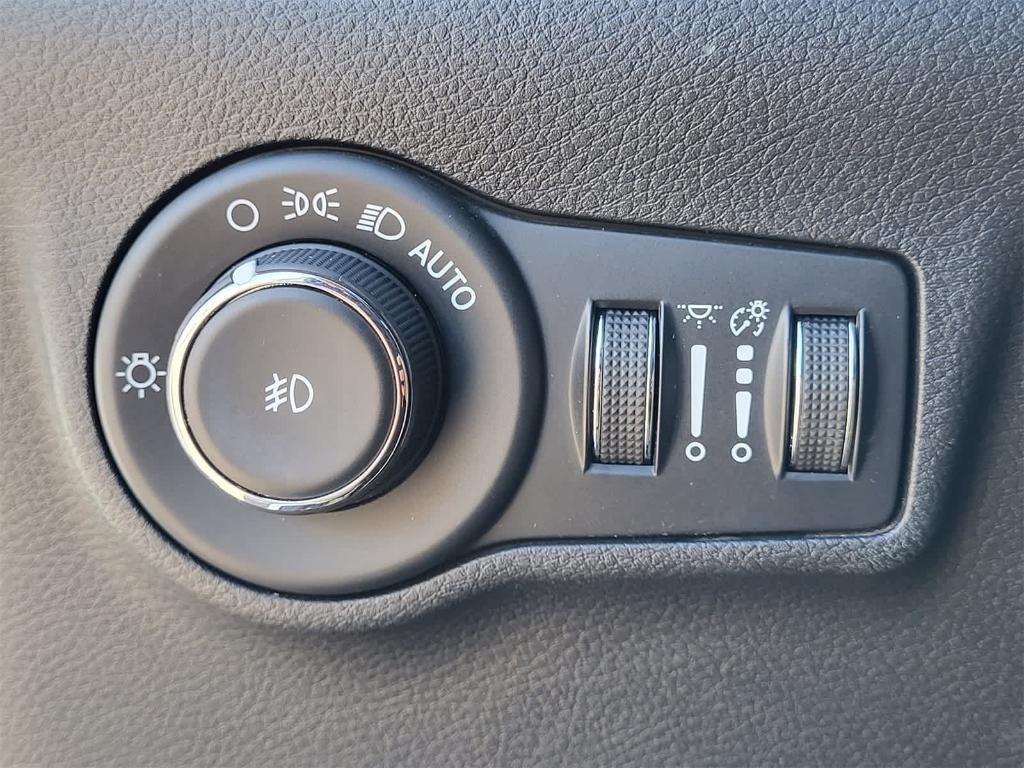 used 2023 Jeep Compass car, priced at $19,882