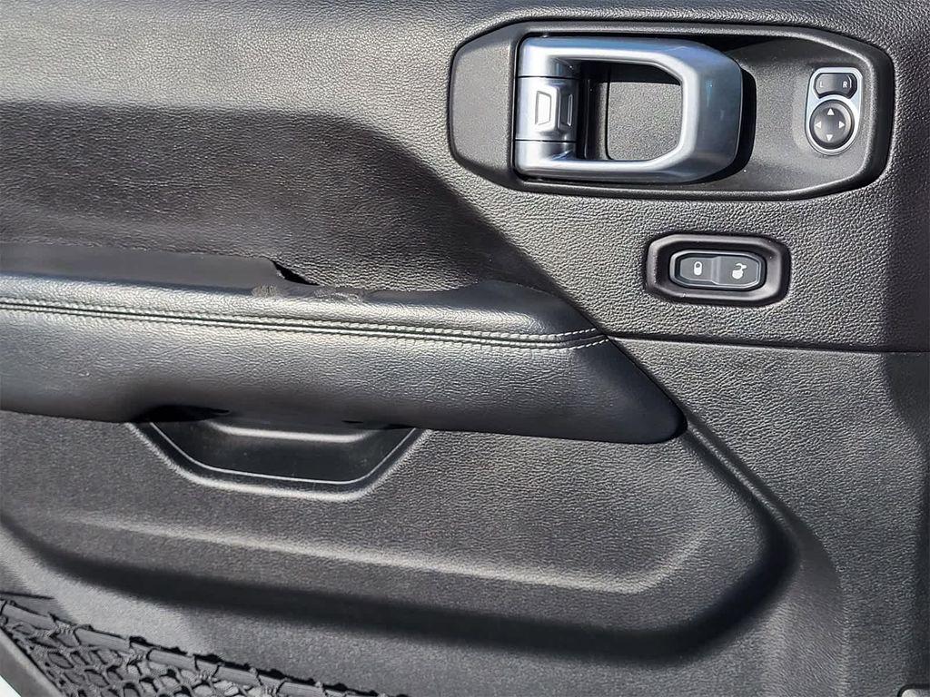 used 2020 Jeep Wrangler Unlimited car, priced at $28,842