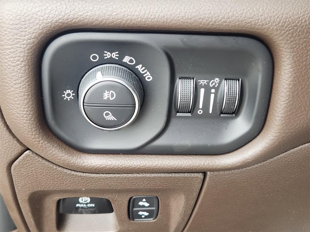 new 2025 Ram 1500 car, priced at $61,350