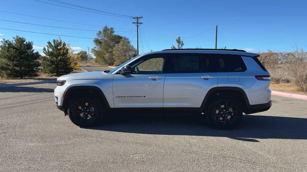 new 2025 Jeep Grand Cherokee L car, priced at $45,416