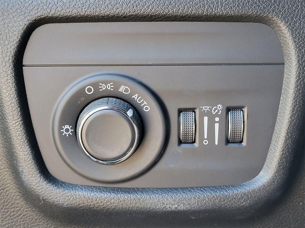 used 2023 Jeep Grand Cherokee car, priced at $24,896