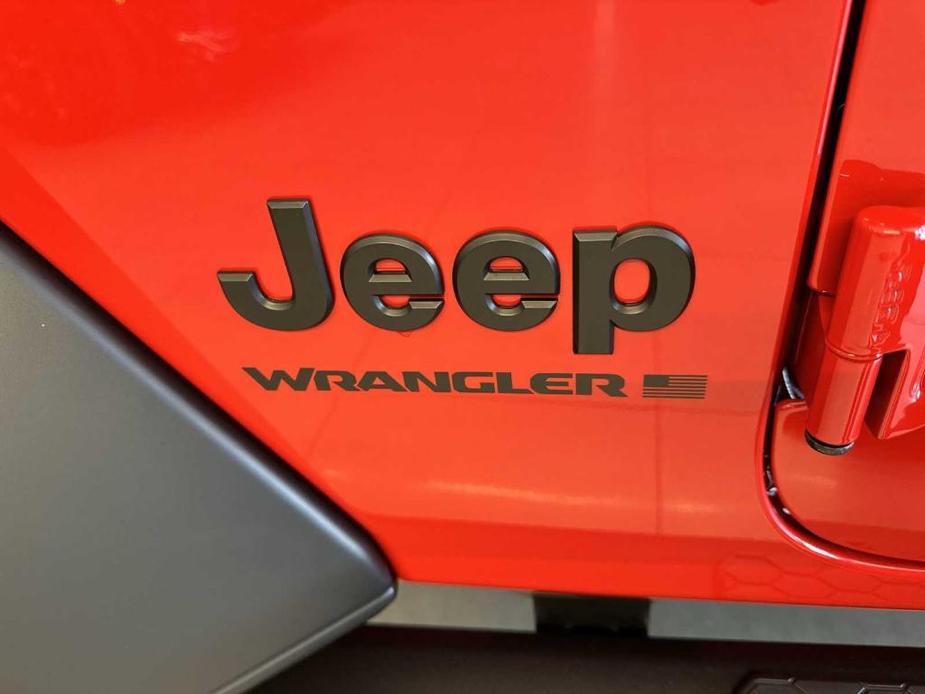 new 2024 Jeep Wrangler car, priced at $47,601