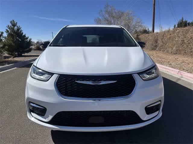new 2025 Chrysler Pacifica car, priced at $49,903