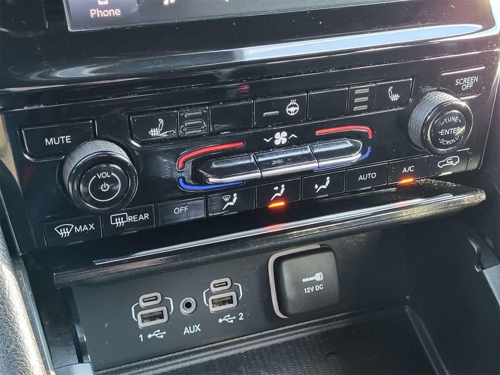 used 2024 Jeep Grand Cherokee L car, priced at $28,544