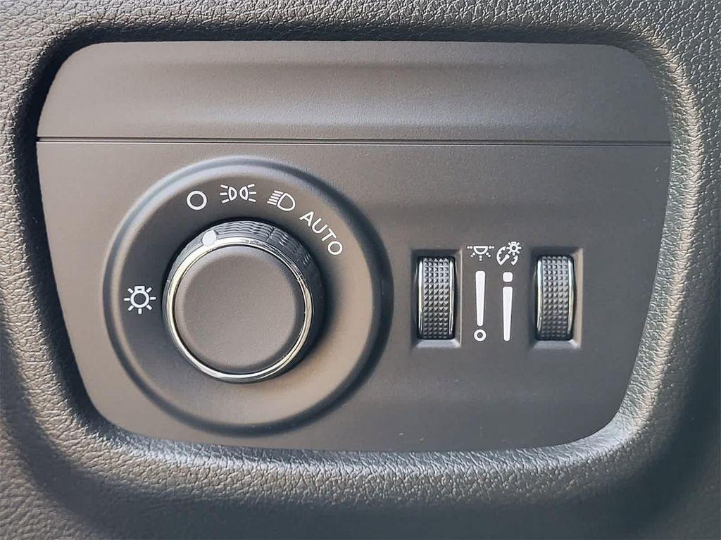 used 2024 Jeep Grand Cherokee L car, priced at $28,544