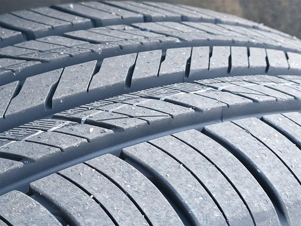 used 2024 Jeep Grand Cherokee L car, priced at $28,544