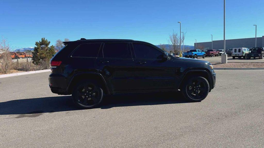 used 2018 Jeep Grand Cherokee car, priced at $12,787