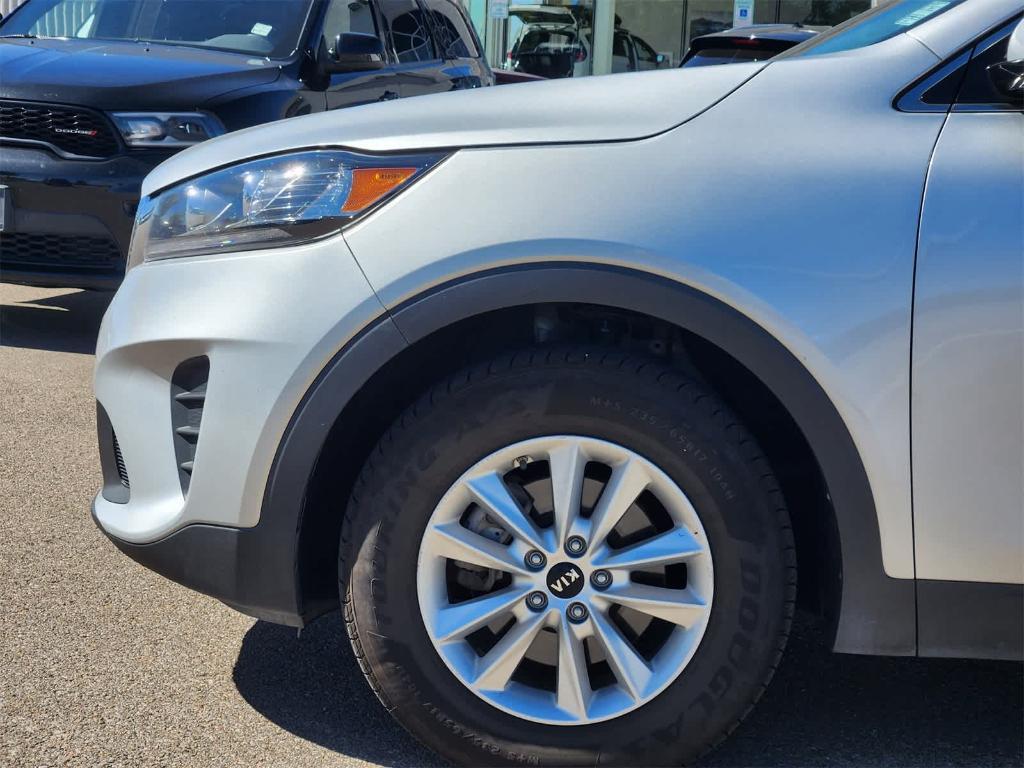 used 2020 Kia Sorento car, priced at $14,128