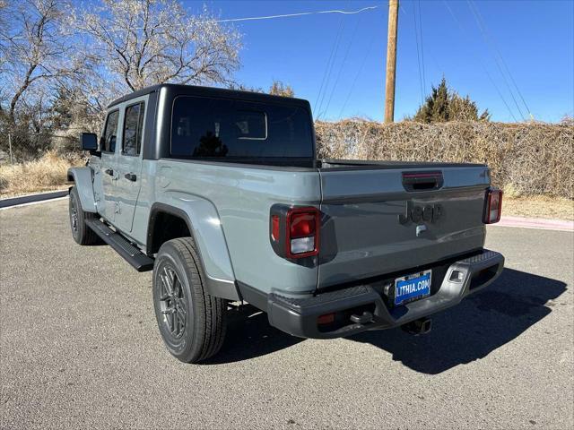 new 2025 Jeep Gladiator car, priced at $48,673