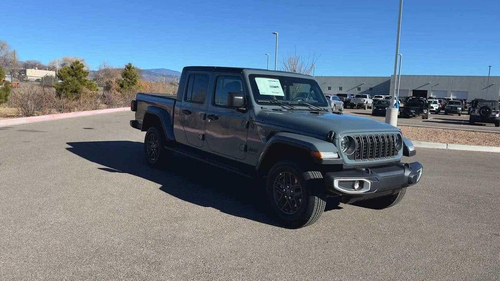 new 2025 Jeep Gladiator car, priced at $47,223