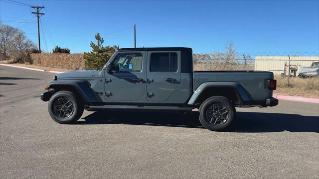 new 2025 Jeep Gladiator car, priced at $48,673