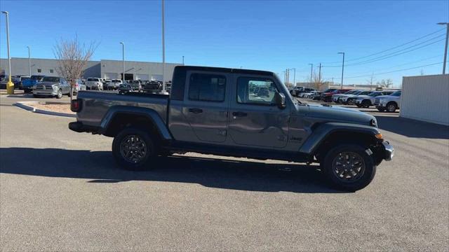 new 2025 Jeep Gladiator car, priced at $45,896