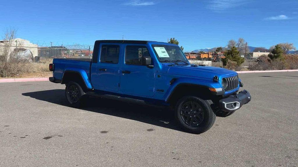 new 2025 Jeep Gladiator car, priced at $47,223