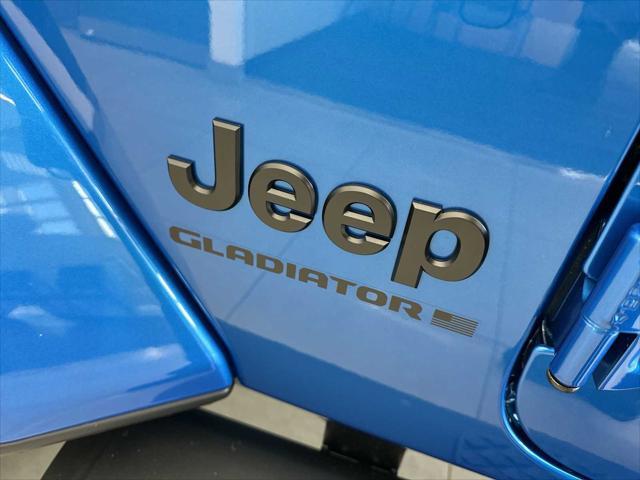 new 2025 Jeep Gladiator car, priced at $47,673