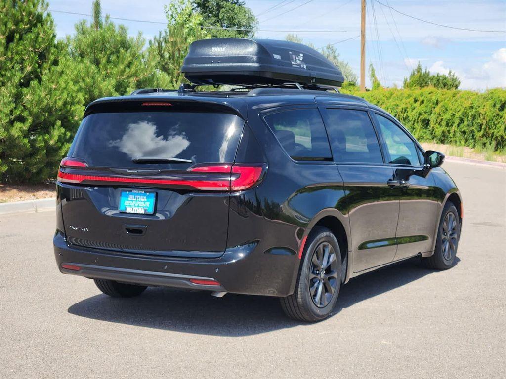 new 2025 Chrysler Pacifica car, priced at $39,733