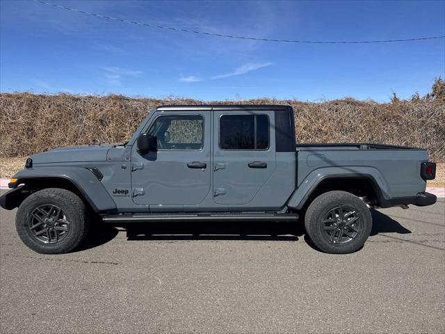 new 2025 Jeep Gladiator car, priced at $47,532