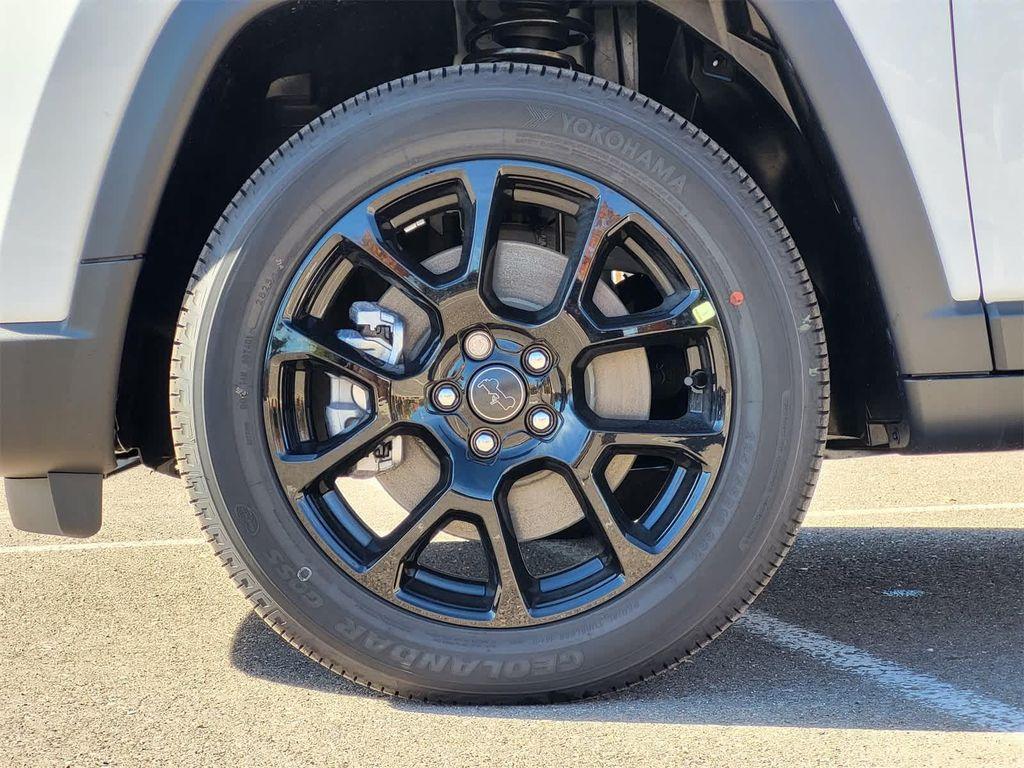 new 2026 Jeep Compass car, priced at $27,961