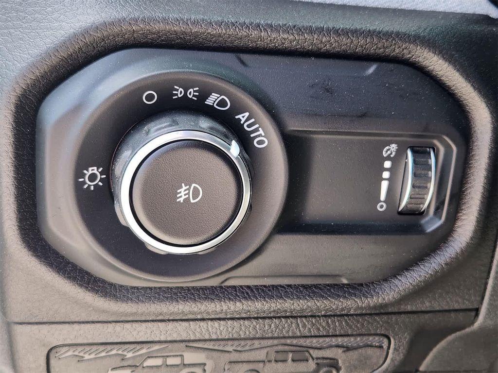 new 2025 Jeep Wrangler car, priced at $39,000