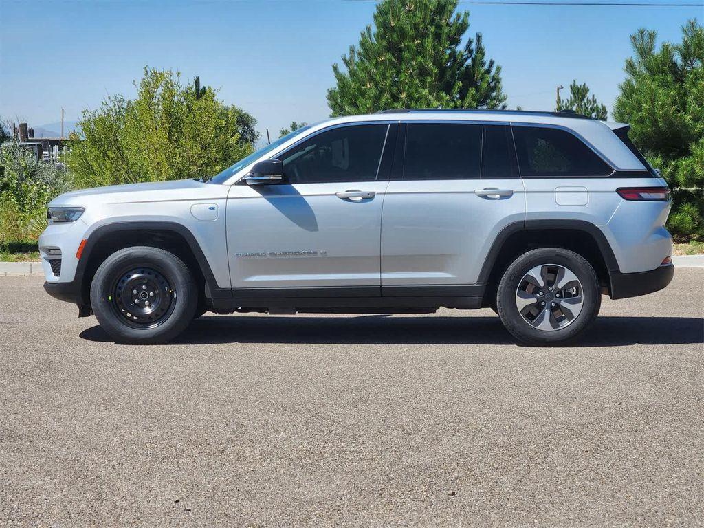 used 2022 Jeep Grand Cherokee 4xe car, priced at $27,891