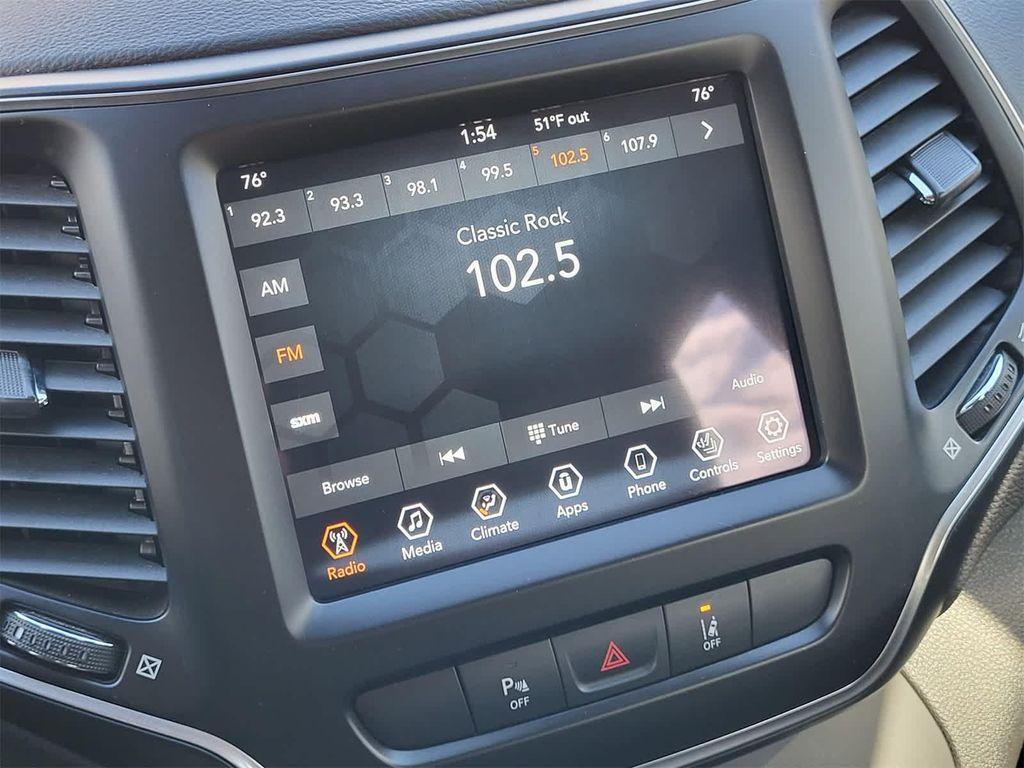 used 2021 Jeep Cherokee car, priced at $16,936