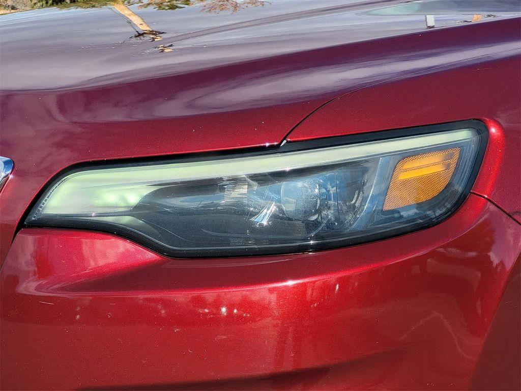 used 2021 Jeep Cherokee car, priced at $16,936