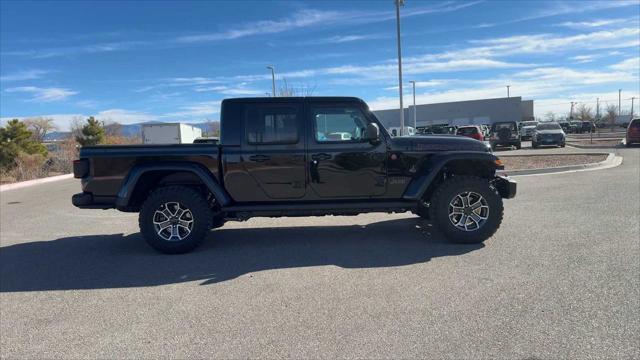 new 2025 Jeep Gladiator car, priced at $59,806