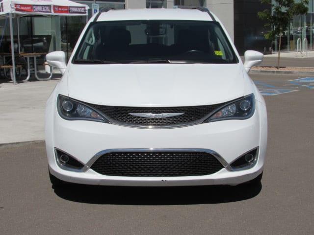 used 2020 Chrysler Pacifica car, priced at $18,382