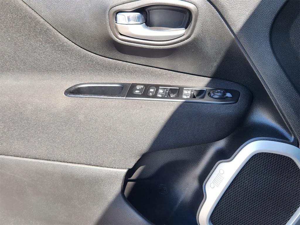 used 2020 Jeep Renegade car, priced at $16,999